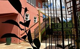 Pousada Casa Rosada Ilhabela